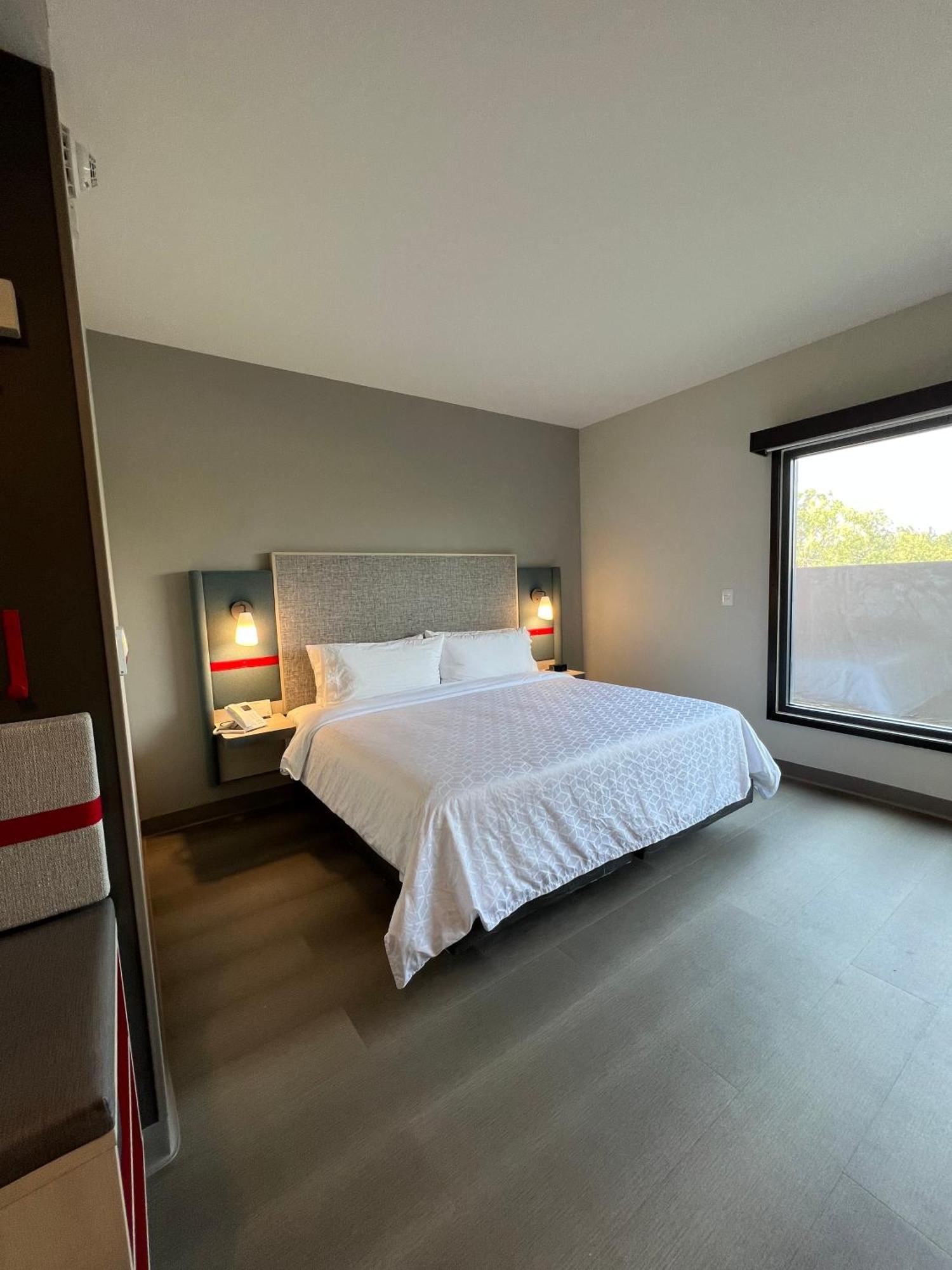 Avid Hotels - Guadalajara Av Vallarta Pte By Ihg Zapopan Kültér fotó